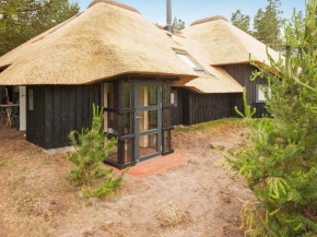 Three-Bedroom Holiday home in Blåvand 85